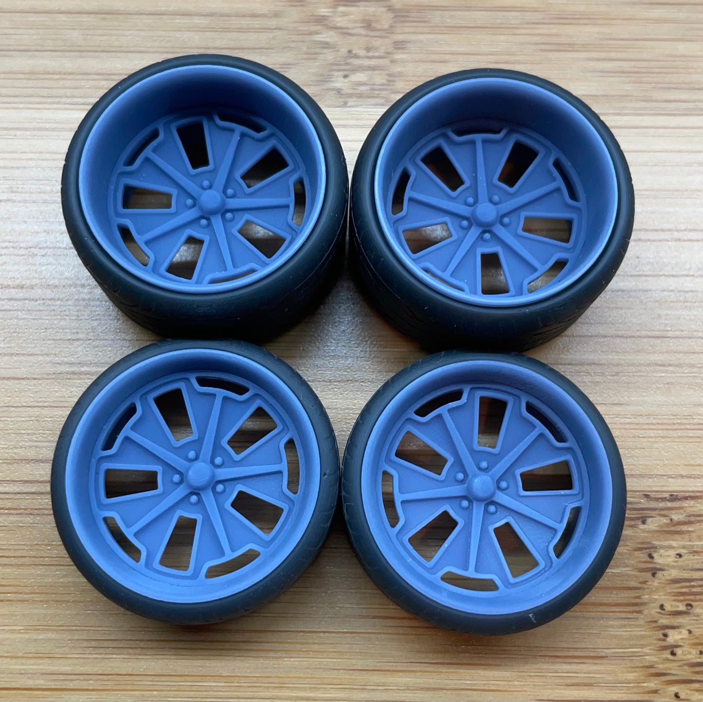 Raceline Element 22" Staggered