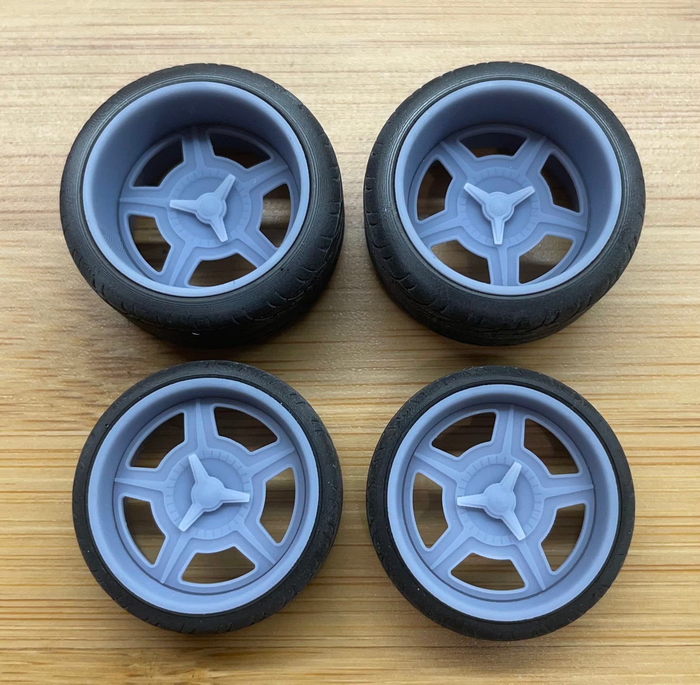 Raceline Scoundrel 20/22" Staggered