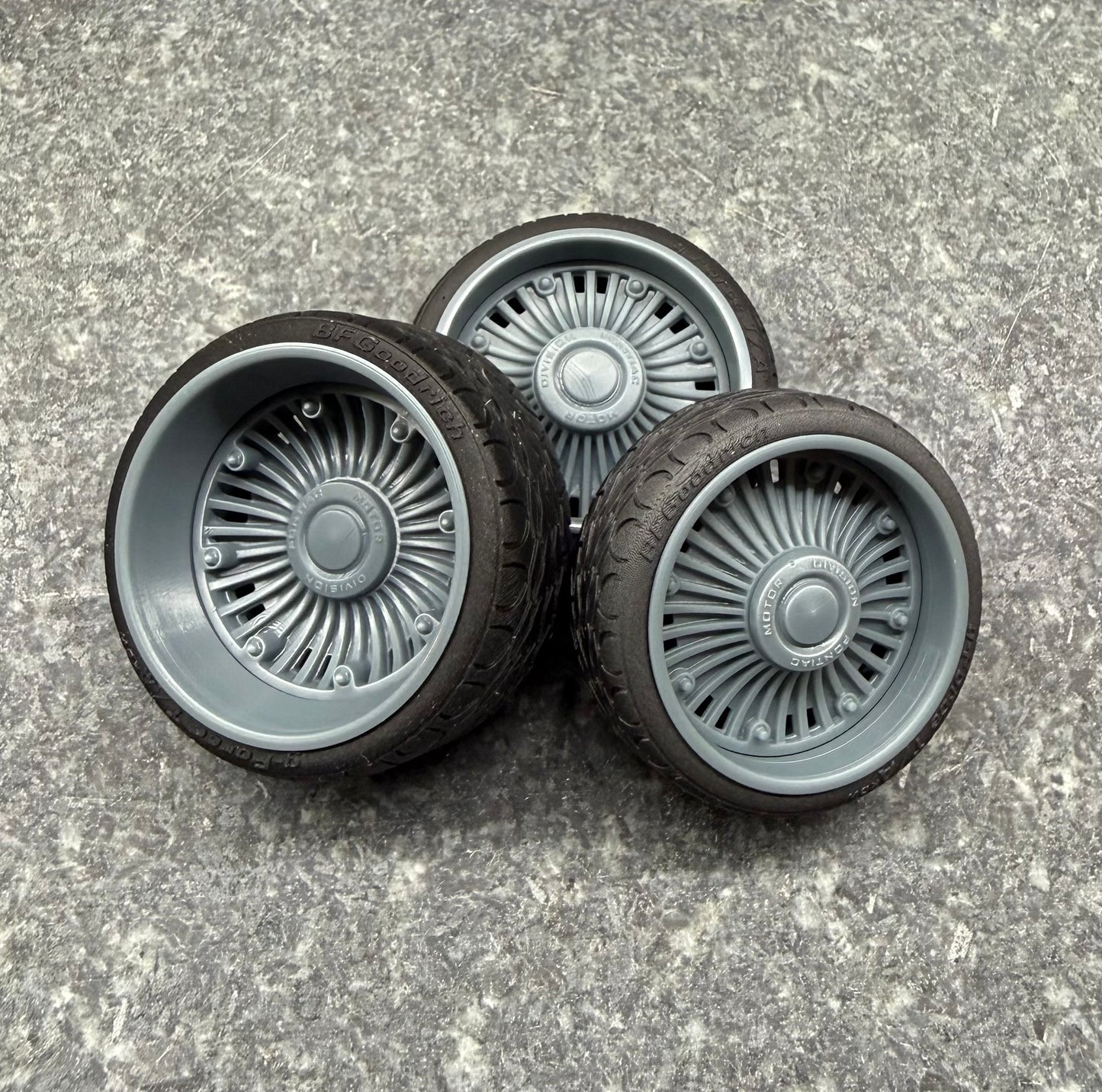 8-Lug Pontiac 20/22