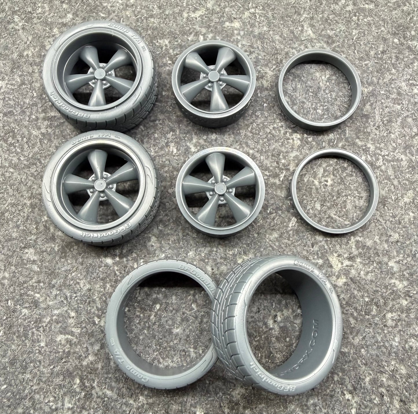 Bullitt 18" Staggered