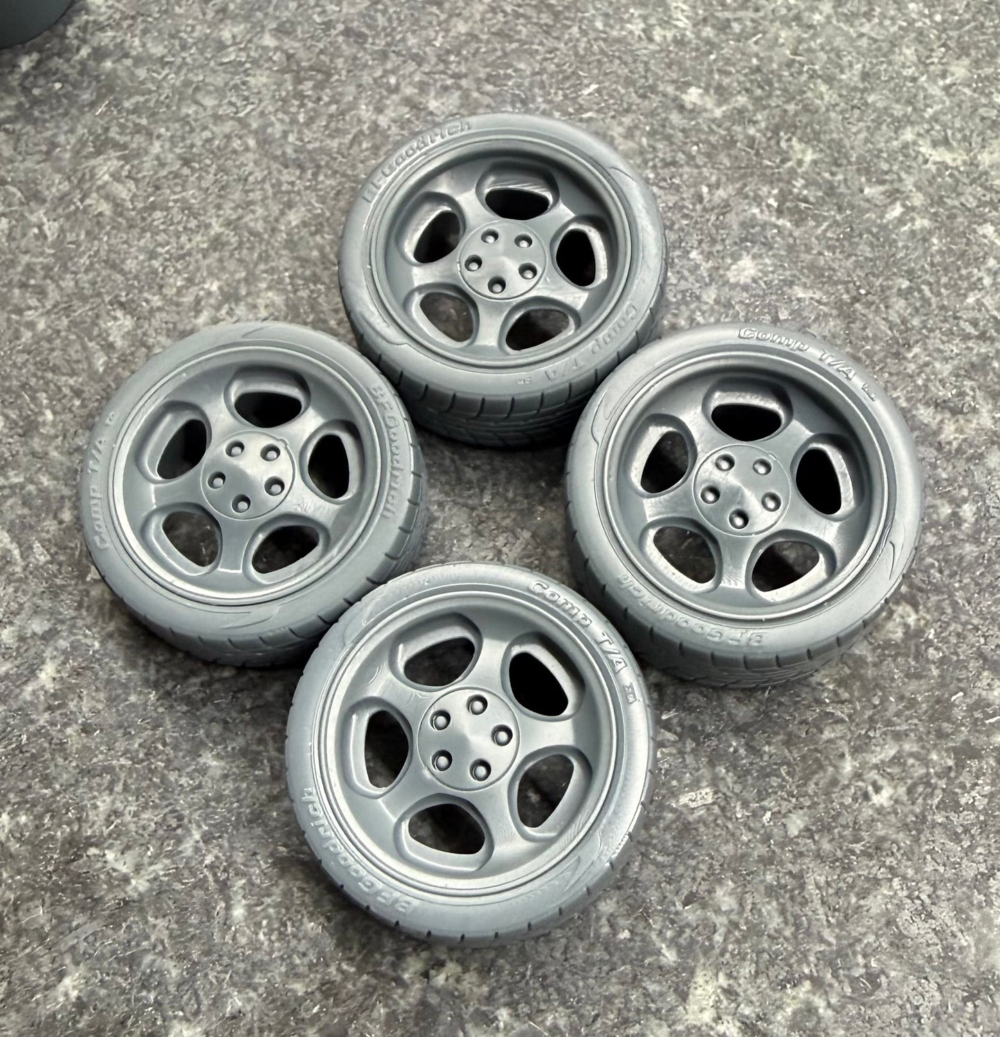 96-98 Cobra 18" Staggered