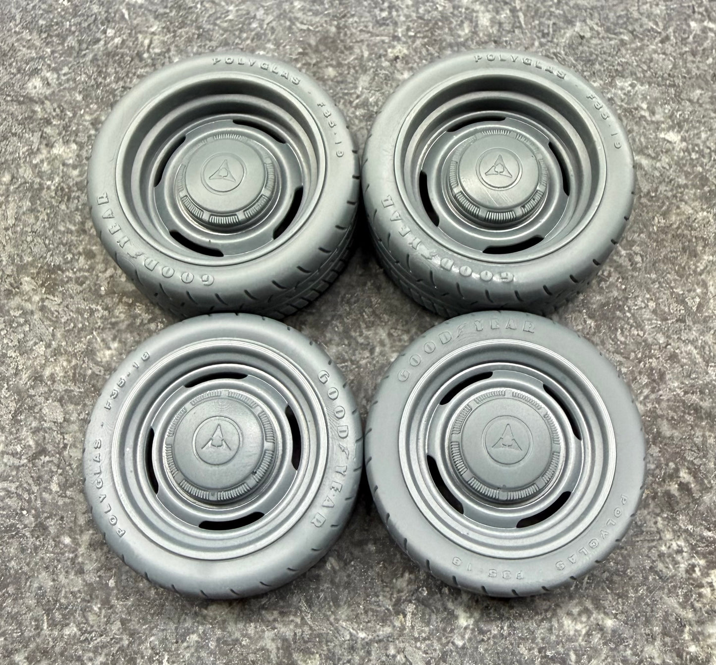 18/19 OE1 Mopar-1