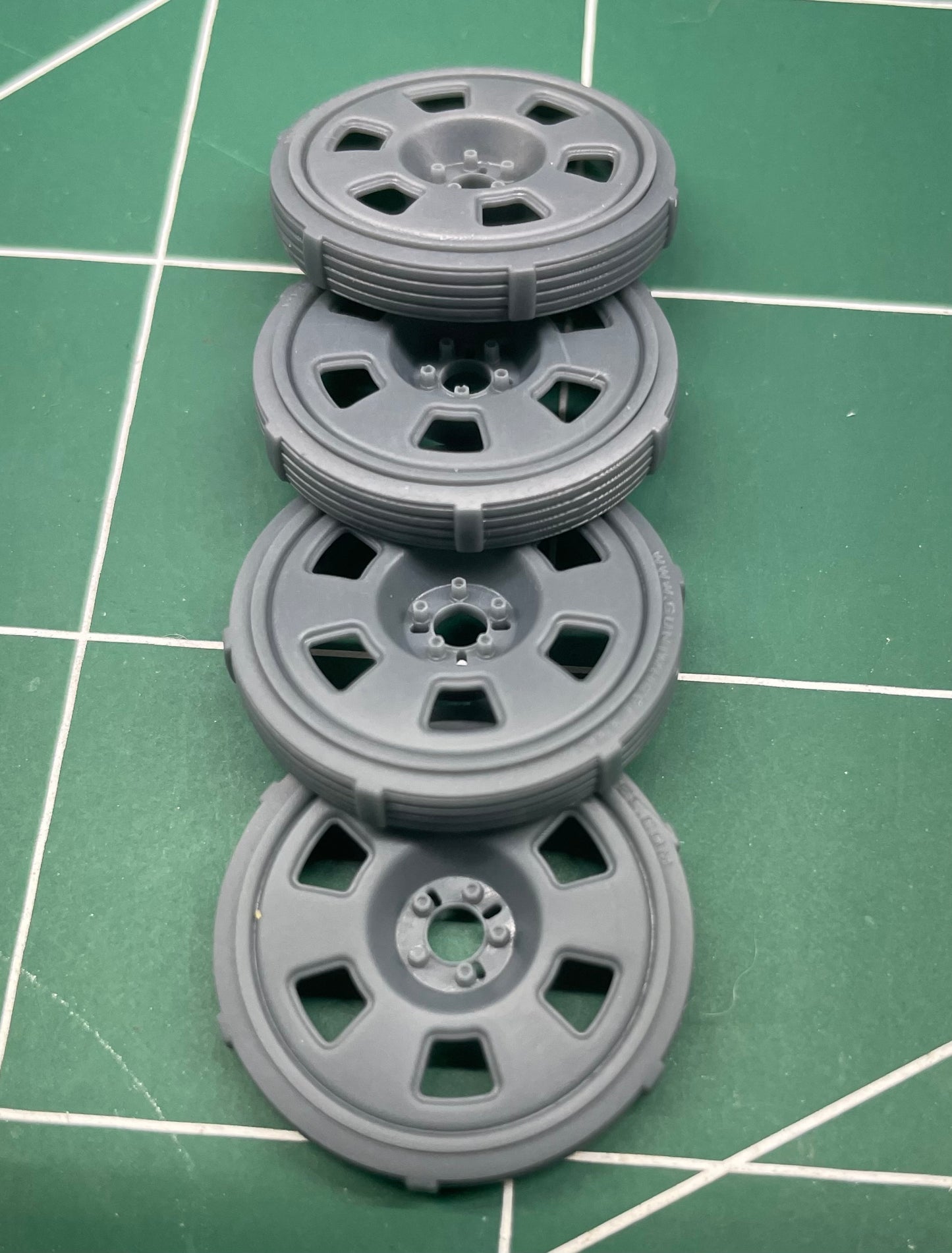 Guniwheel 45S Shop Roller